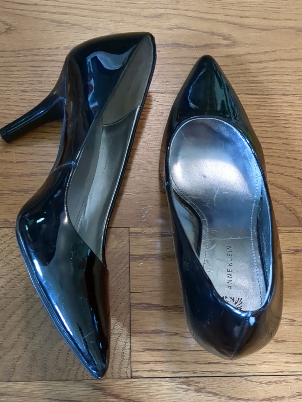 Anne Klein Black Patent Leather Pointed-Toe Heels Sz 10.5 M